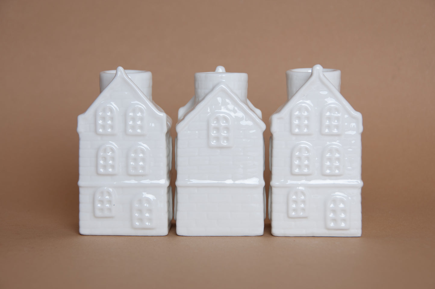 Set van 3 Witte Huisjes Kandelaar – Stijlvolle Sfeer Voor Elk Interieur