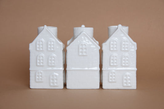 Set van 3 Witte Huisjes Kandelaar – Stijlvolle Sfeer Voor Elk Interieur