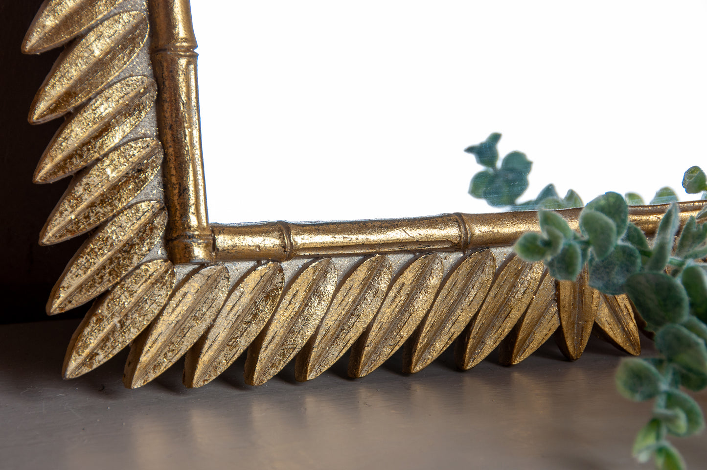 Goudkleurige Bamboe Spiegel – Schattig, Stijlvol & Natuurlijk