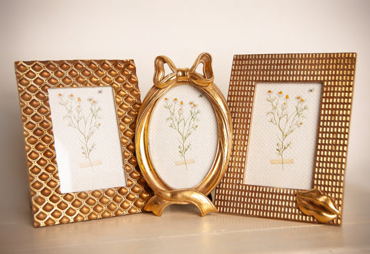 Fotolijst met Strik 10x15 cm – Goudkleurig – Kunststof en Glas – Ovaal Fotokader