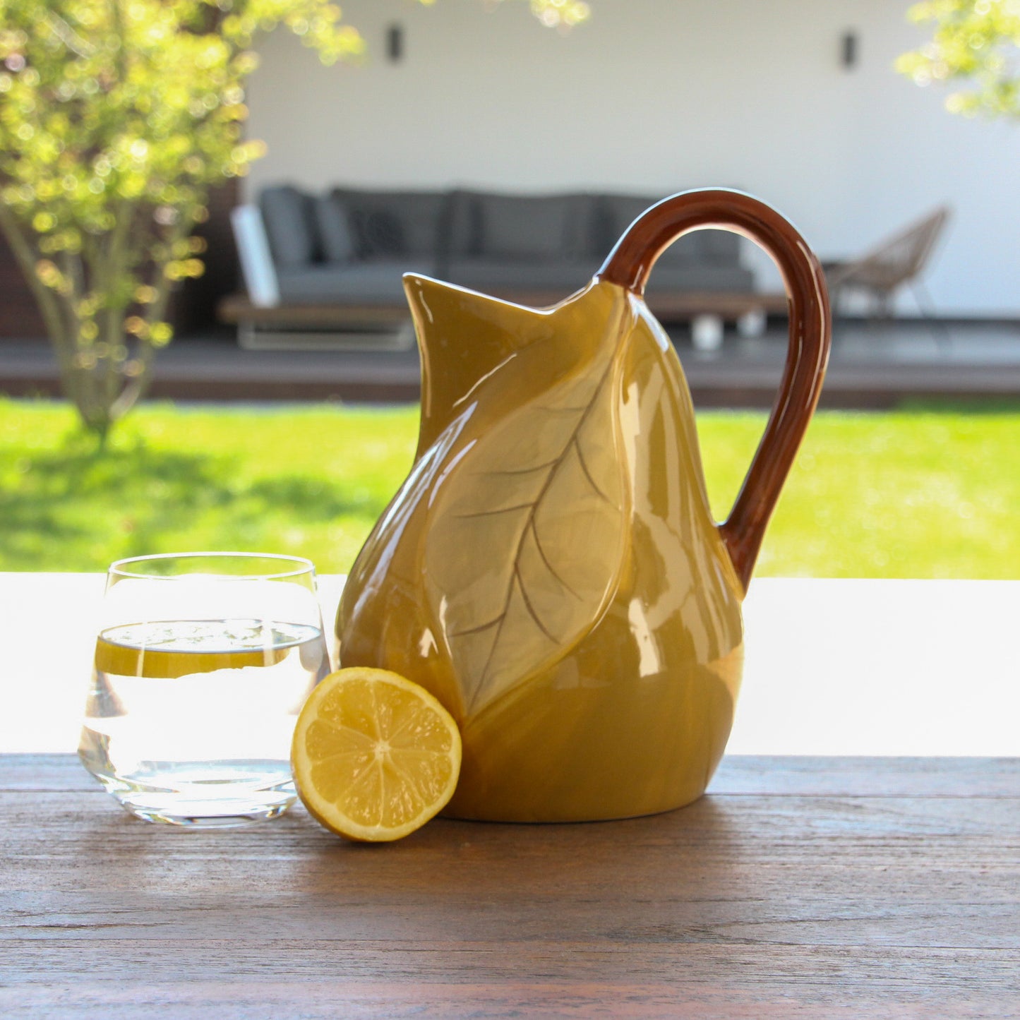 Kan in de vorm van een peer – stijlvol en speels design