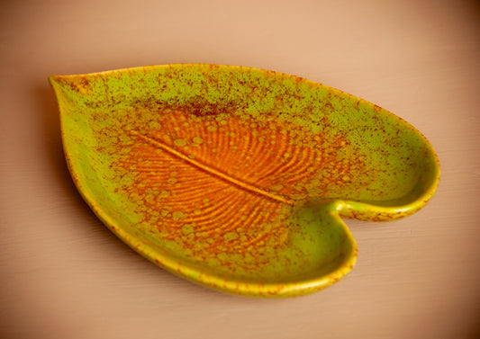 Keramiek Schaaltje in de Vorm van een Blaadje – Natuurlijke Elegantie voor Elk Interieur