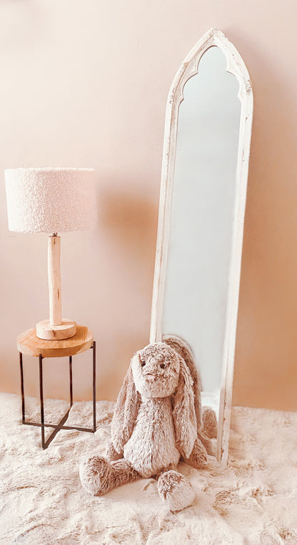 Unieke Teddy Lampenkap met Houten Voet – Warm, Speels en Stijlvol