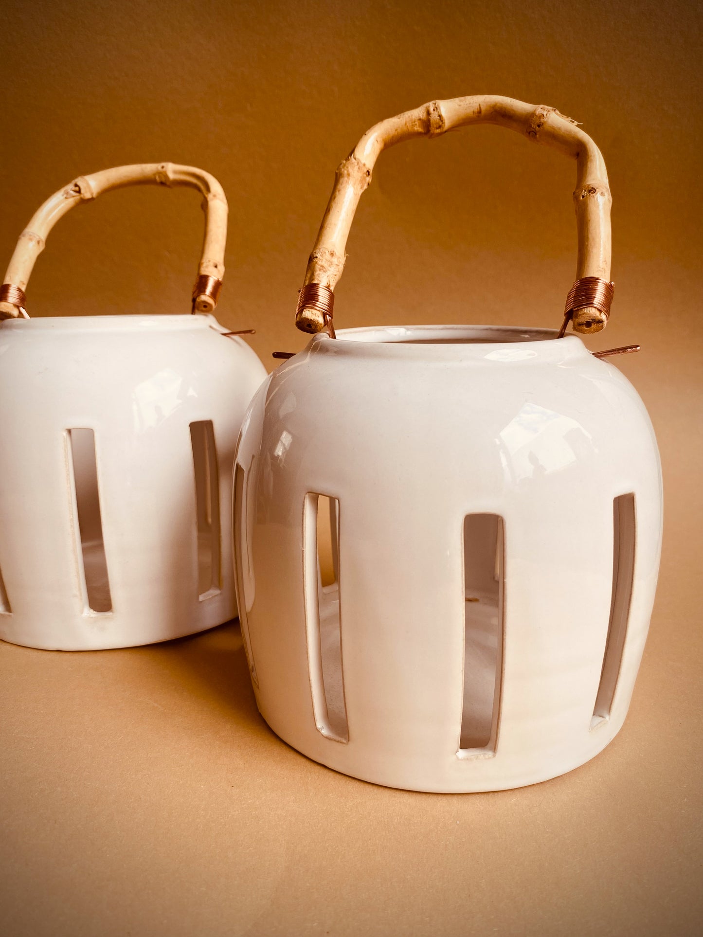 Windlicht met Bamboe Handvat – Sfeervol, Duurzaam en Stijlvol