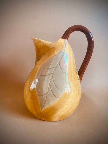 Kan in de vorm van een peer – stijlvol en speels design