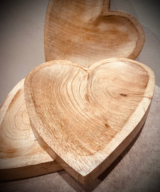 Houten Harten Schaaltjes – Natuurlijke Decoratie met Betekenis